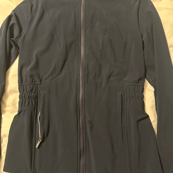 Lululemon jacket sz 6. Color is a dark navy. Perfect condition! - Picture 4 of 5
